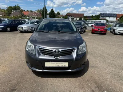 Gebraucht Toyota Avensis Edition 150 PS (110 kW) 2010 Grau Kombi