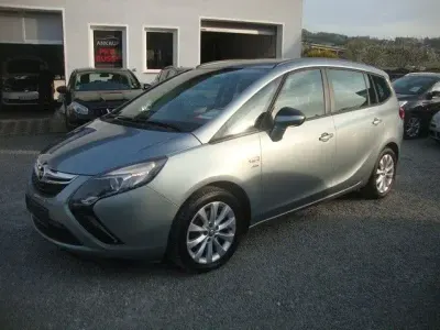 Gebraucht Opel Zafira Tourer Active 140 PS (102 kW) 2013 Grau Van / Kleinbus