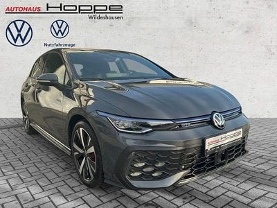 Grau Gebraucht 2024 VW Golf VIII GTE Limousine | 37.980 € (Guter Preis)