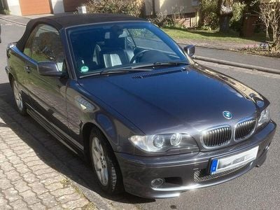 Gebraucht BMW 318 Cabriolet Sport Line 150 PS (110 kW) 2005 Schwarz Cabrio
