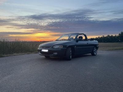 Gebraucht Ford Escort Cabriolet Ghia 90 PS (66 kW) 1997 Grün Cabrio