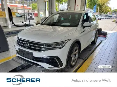Gebraucht VW Tiguan R-line 150 PS (110 kW) 2022 Pure white SUV