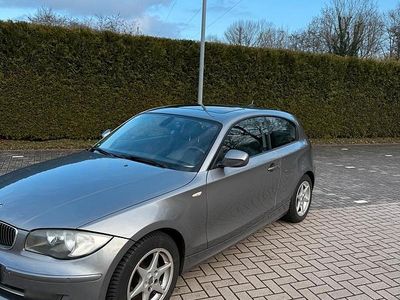 Gebraucht BMW 116 116 PS (85 kW) 2010 Grau Kleinwagen