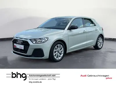 Gebraucht Audi A1 Advanced 116 PS (85 kW) 2025 Tausilber metallic/mythosschwa SUV
