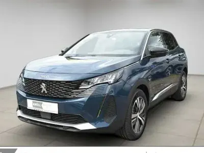 Gebraucht Peugeot 3008 Allure 136 PS (100 kW) 2024 Blau SUV