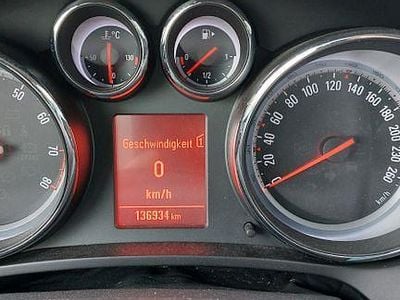 Gebraucht Opel Zafira Tourer Innovation 140 PS (102 kW) 2012 Grau Van / Kleinbus