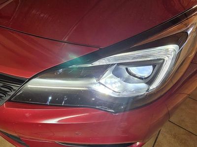 Usata Opel Astra Business Elegance 122 CV (89 kW) 2020 Rosso Berlina