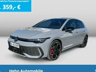 Gebraucht VW Golf VIII GTI 265 PS (194 kW) 2025 Grau Limousine