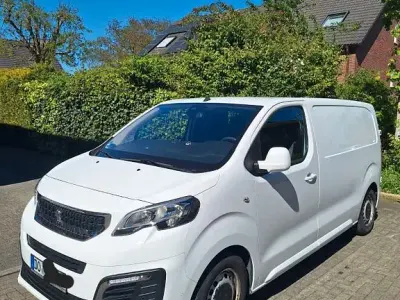 Gebraucht Peugeot Expert Premium 116 PS (85 kW) 2018 Weiß Van