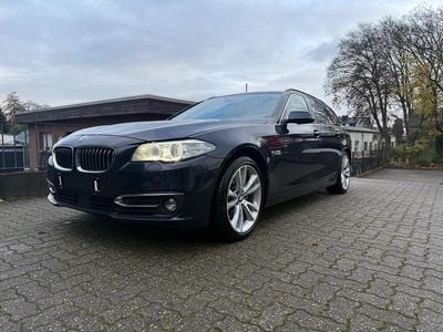 Gebraucht BMW 520 Luxury Line 190 PS (139 kW) 2017 Blau Kombi