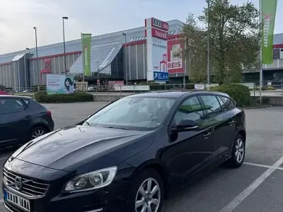 Used Volvo V60 Business Edition 120 HP (88 kW) 2014 Black Estate