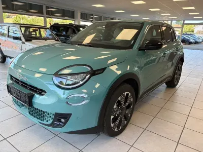 Gebraucht Fiat 600 La Prima 110 PS (80 kW) 2025 Blau SUV