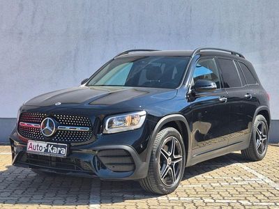Mercedes GLB220
