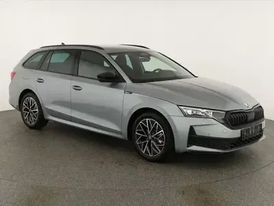 Neu Skoda Octavia SportLine 150 PS (110 kW) 2026 Silber Kombi