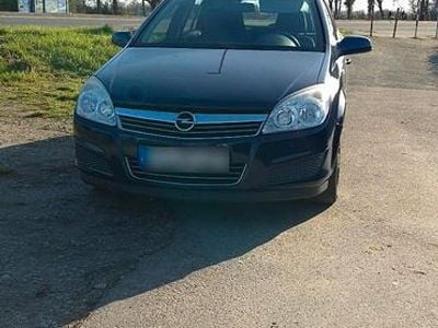 Usata Opel Astra 110 CV (80 kW) 2009 Blu Station wagon