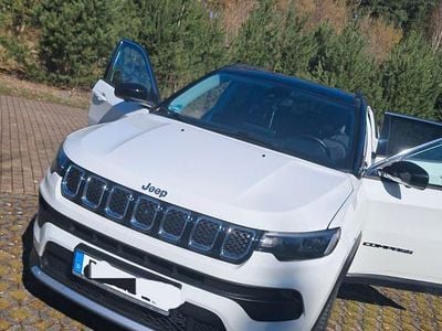 Gebraucht Jeep Compass Limited 150 PS (110 kW) 2021 Weiß SUV