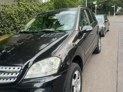 Mercedes ML320