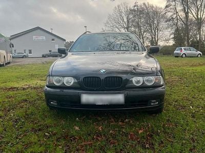 Gebraucht BMW 540 286 PS (210 kW) 1999 Schwarz Kombi