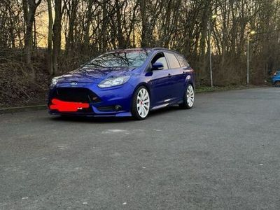 gebraucht Ford Focus ST Tunier 2.0 EcoBoost