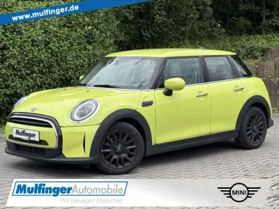 Gebraucht Mini Cooper Classic 136 PS (100 kW) 2022 Gelb Kleinwagen