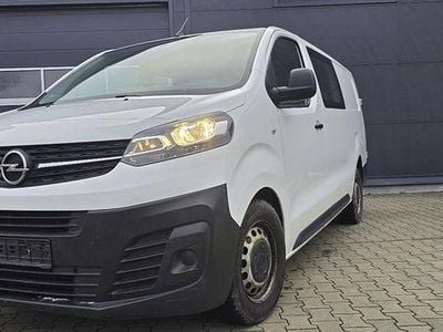 Gebraucht Opel Vivaro 122 PS (89 kW) 2020 Weiß Van / Kleinbus