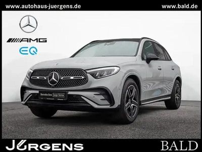 Gebraucht Mercedes GLC300 AMG 258 PS (189 kW) 2025 Grau manufaktur alpingrau uni SUV