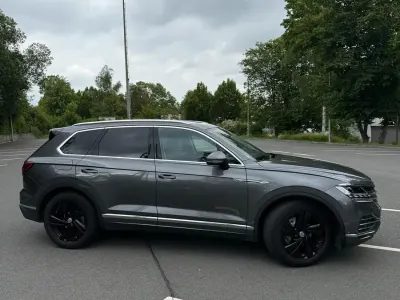 Gebraucht VW Touareg 286 PS (210 kW) 2018 Grau SUV