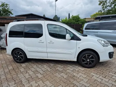 Gebraucht Citroën e-Berlingo PureTech 110 PS (80 kW) 2018 Weiß Van / Kleinbus