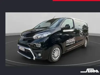 Gebraucht Toyota Proace Comfort 100 kW (136 PS) 2022 Graphitschwarz metallic Van / Kleinbus