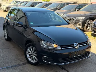 Gebraucht VW Golf VII LOUNGE 110 PS (80 kW) 2015 Schwarz Limousine