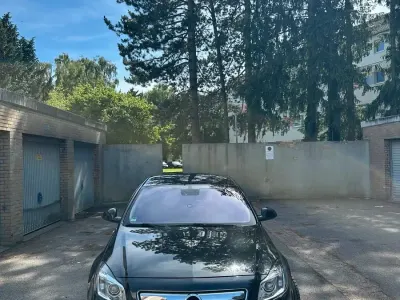 Gebraucht Opel Insignia 160 PS (117 kW) 2013 Schwarz Limousine