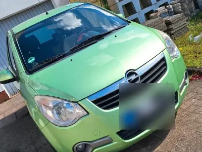 Gebraucht Opel Agila 85 PS (62 kW) 2010 Grün Kleinwagen