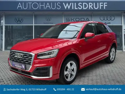 Gebraucht Audi Q2 Sport 116 PS (85 kW) 2019 Rot SUV