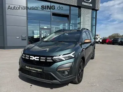 Gebraucht Dacia Jogger Extreme 110 PS (80 kW) 2024 Grün Van / Kleinbus