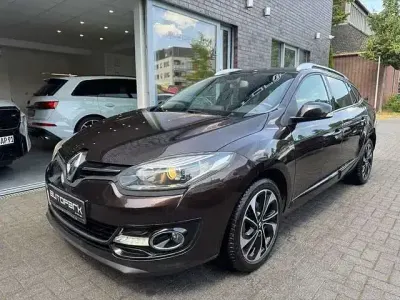 Gebraucht Renault Mégane III Bose Edition 132 PS (97 kW) 2013 Braun Limousine