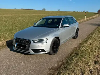 Używany Audi A4 177 KM (130 kW) 2012 Srebrny Kombi