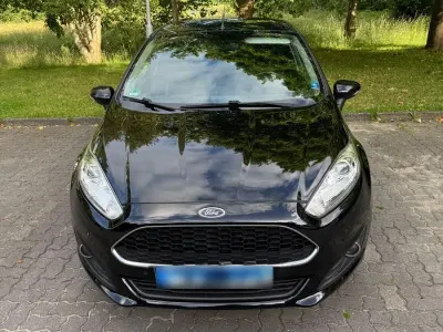 Gebraucht Ford Fiesta Trend 82 PS (60 kW) 2017 Schwarz Kleinwagen