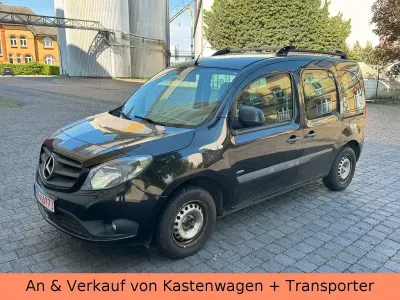 Używany Mercedes Citan 109 90 KM (66 kW) 2013 Czarny Kombi