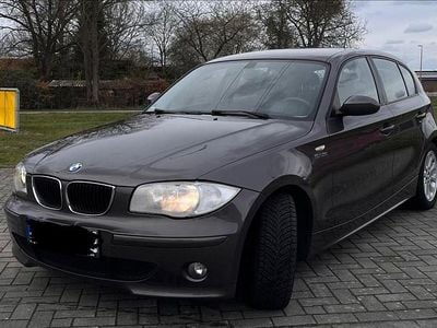 Gebraucht BMW 118 129 PS (94 kW) 2007 Braun Kleinwagen
