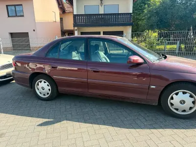 Gebraucht Opel Omega 180 PS (132 kW) 2002 Rot Limousine
