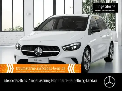 Gebraucht Mercedes B250 Progressive 224 PS (164 kW) 2025 Weiß Van / Kleinbus