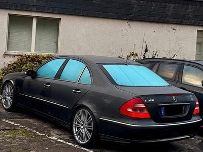 Brugt Mercedes E320 Avantgarde 204 HK (150 kW) 2003 Grå Sedan
