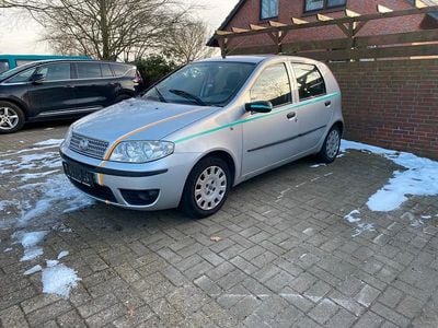 Gebraucht Fiat Punto 54 PS (39 kW) 2010 Silber Kleinwagen