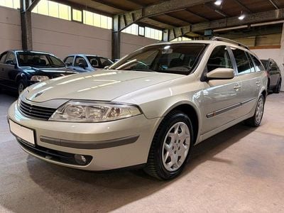 Usata Renault Laguna II 135 CV (99 kW) 2004 Giallo Station wagon