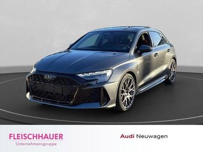 Neu Audi RS3 Sport 400 PS (294 kW) 2025 Grau Limousine