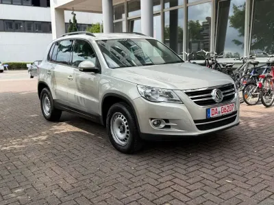 Gebraucht VW Tiguan Trendline 150 PS (110 kW) 2009 Gold SUV