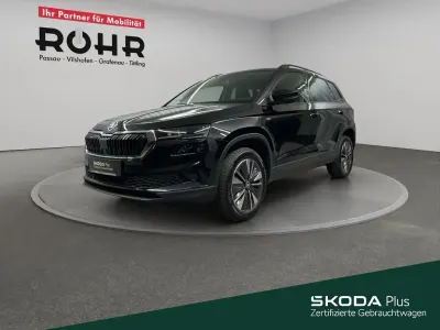 Gebraucht Skoda Karoq Tour 150 PS (110 kW) 2025 Black magic perleffekt SUV