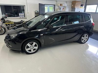 Schwarz Gebraucht 2012 Opel Zafira Tourer Innovation Van / Kleinbus | 3.980 € (Guter Preis)