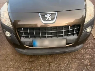 Second-hand Peugeot 3008 120 CP (88 kW) 2012 Auriu Break