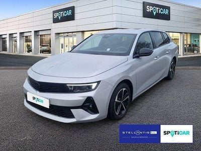 Gebraucht Opel Astra 131 PS (96 kW) 2024 Grau Limousine